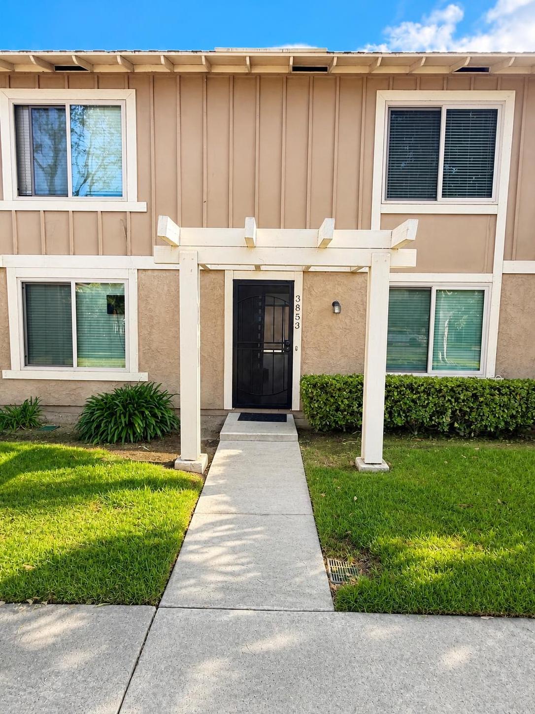 3853 Bixby Drive